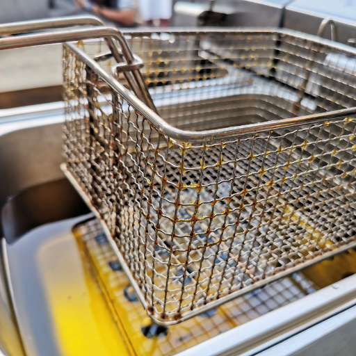 How are stainless steel grades categorized