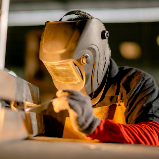 How Are Welded and Seamless Pipes Different