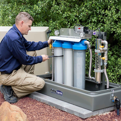 How do different housing designs impact overall filtration system performance