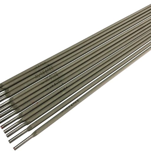 What are the Welding Considerations for 304 and 316