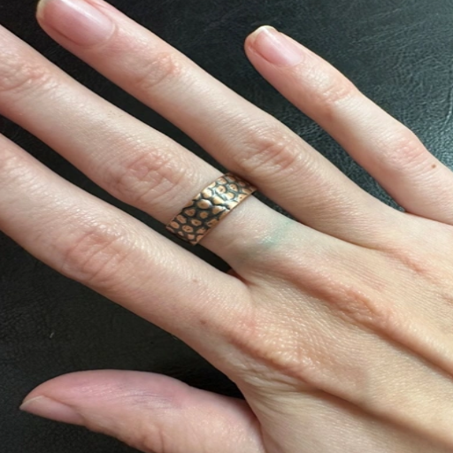Choosing Skin-Friendly Metals